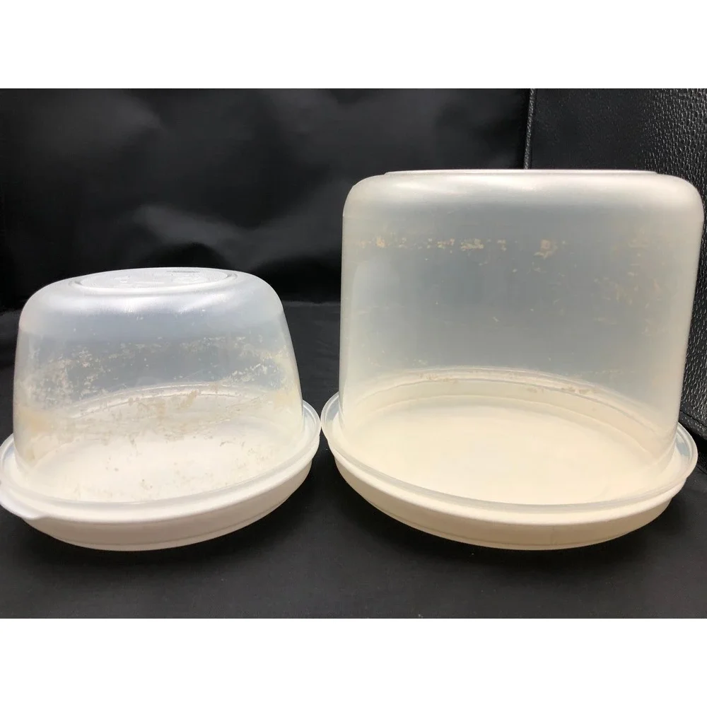 2 -VTG Rubbermaid Servin Saver Round Food Storage Containers 10 & 4 Cup 1980s